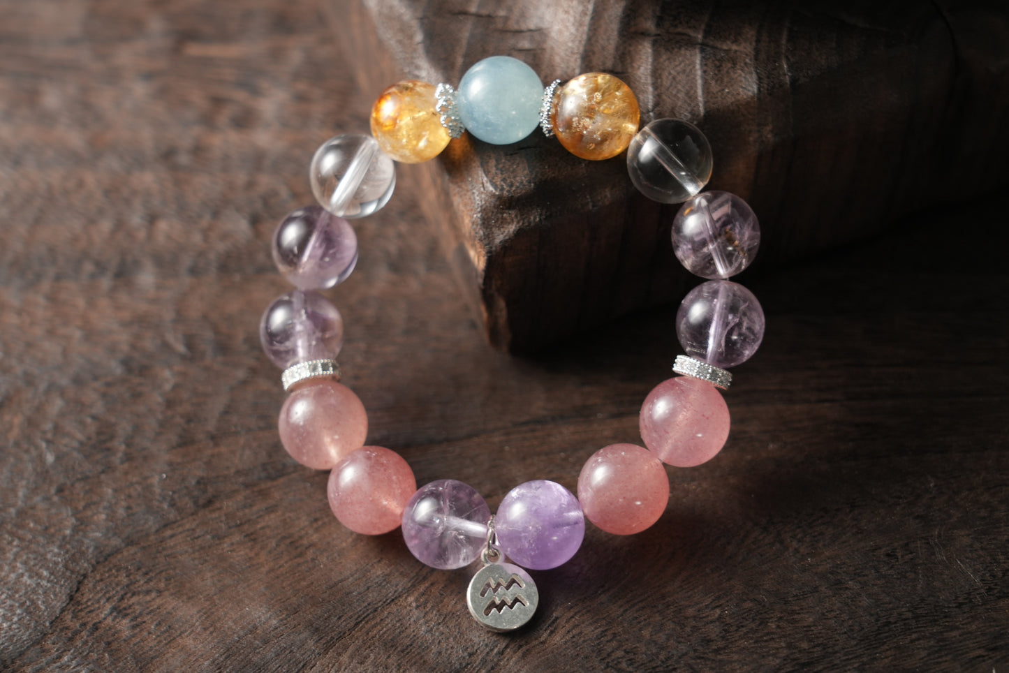 Aquarius Zodiac Crystal Bracelet – Handmade Designer Jewelry for Vision and Harmony