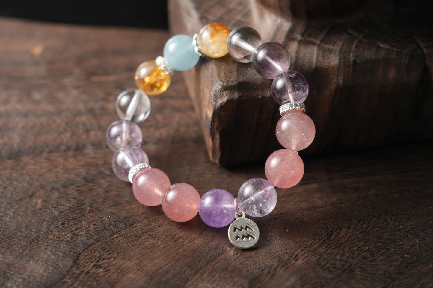 Aquarius Zodiac Crystal Bracelet – Handmade Designer Jewelry for Vision and Harmony