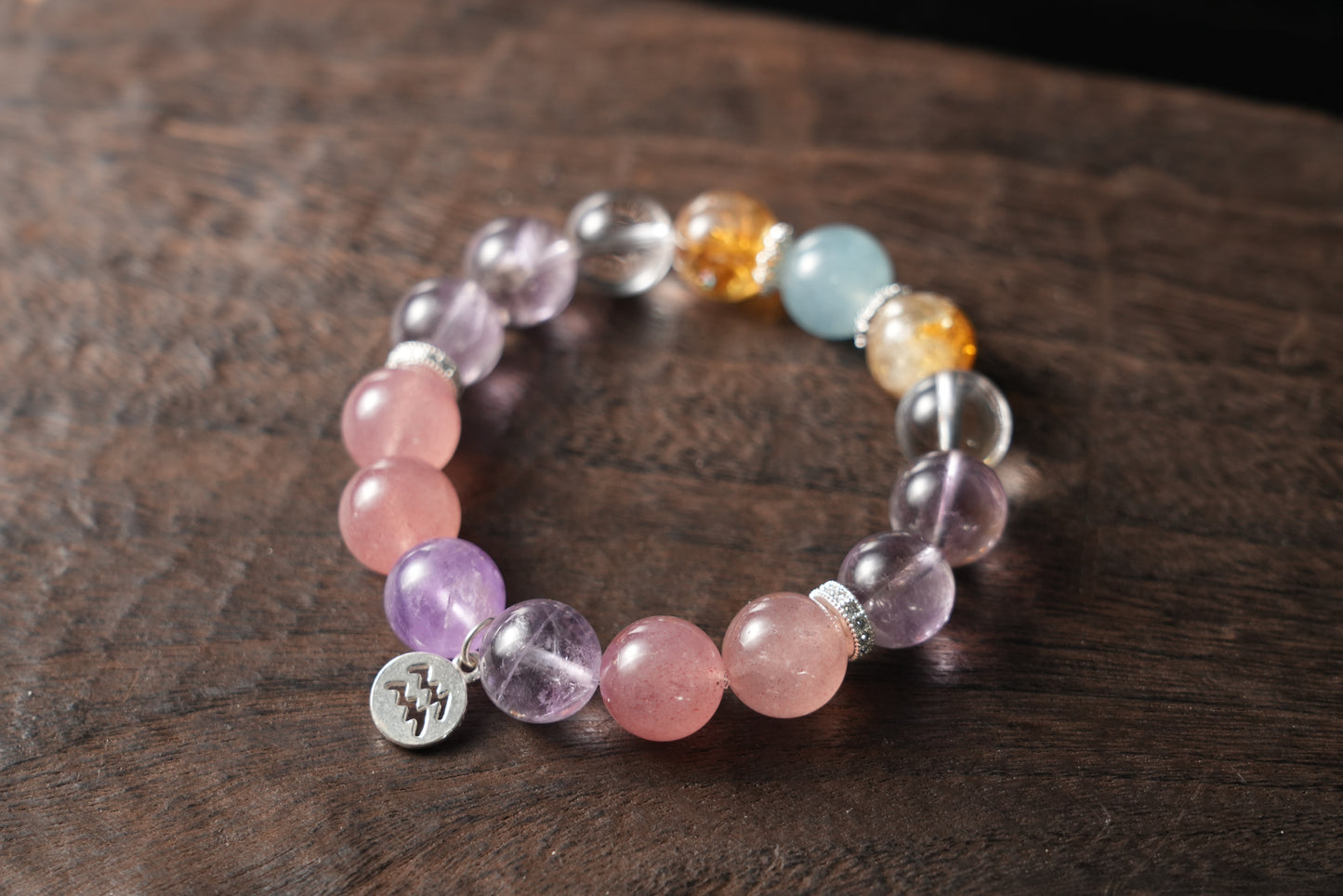Aquarius Zodiac Crystal Bracelet – Handmade Designer Jewelry for Vision and Harmony