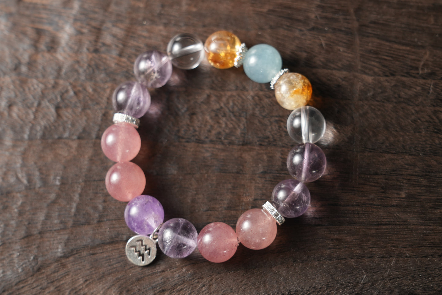 Aquarius Zodiac Crystal Bracelet – Handmade Designer Jewelry for Vision and Harmony