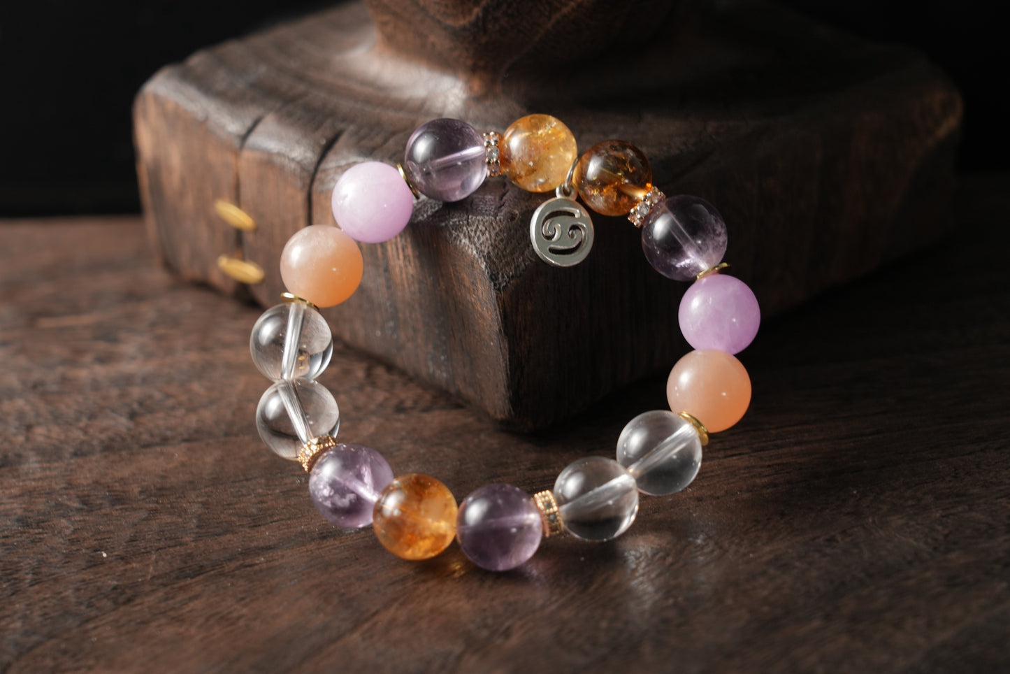 Cancer Zodiac Crystal Bracelet – Handmade Designer Jewelry for Comfort and Intuition
