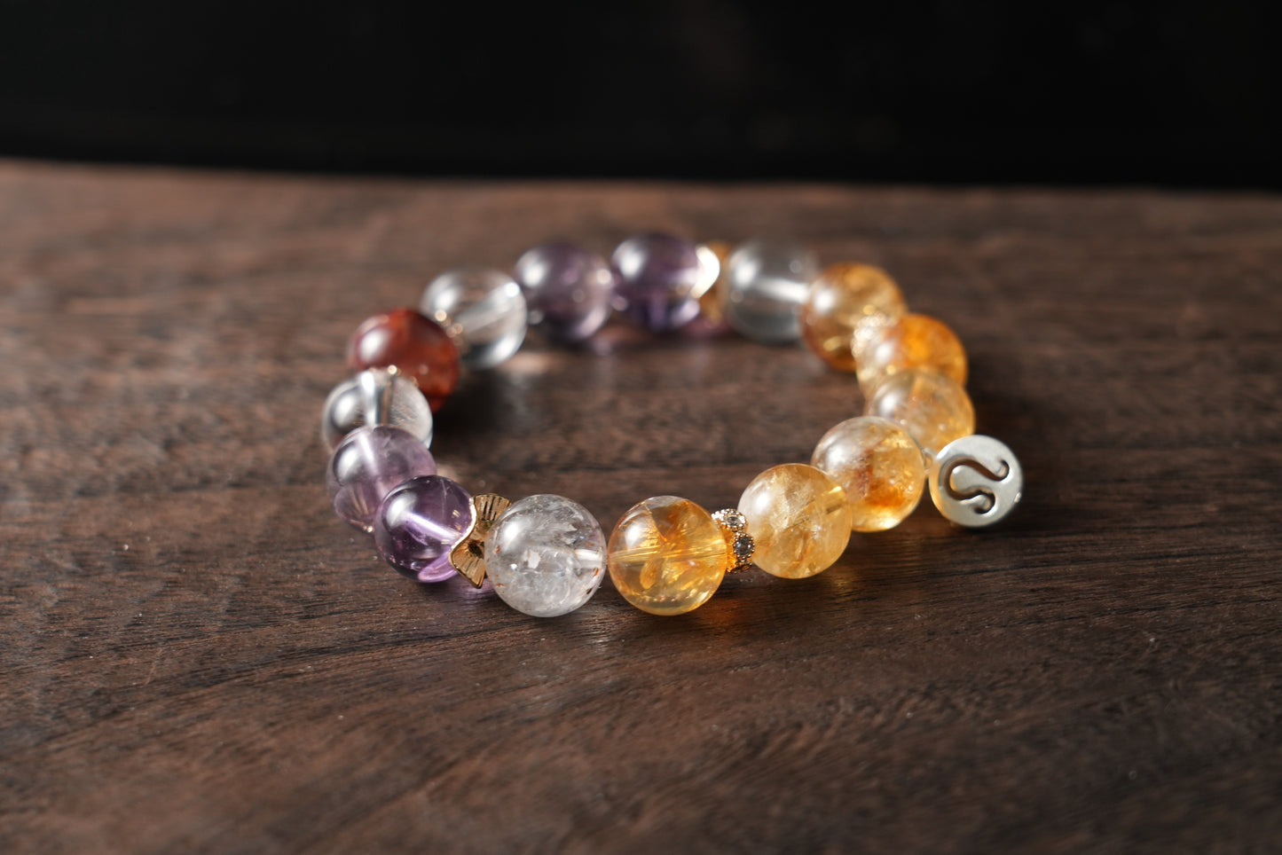 Leo Zodiac Crystal Bracelet – Handmade Designer Jewelry for Strength and Radiance